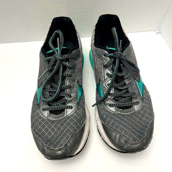 Mizuno Wave Rider 19 Womens Size 9 W Silver And Teal Running Shoes Lace Ups - Picture 1 of 6